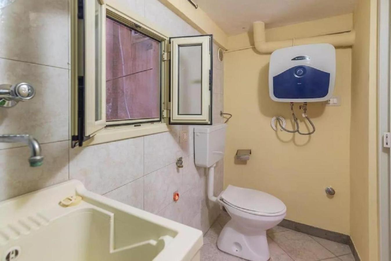 Independent Room Near Ortigia Island Syracuse Exterior photo